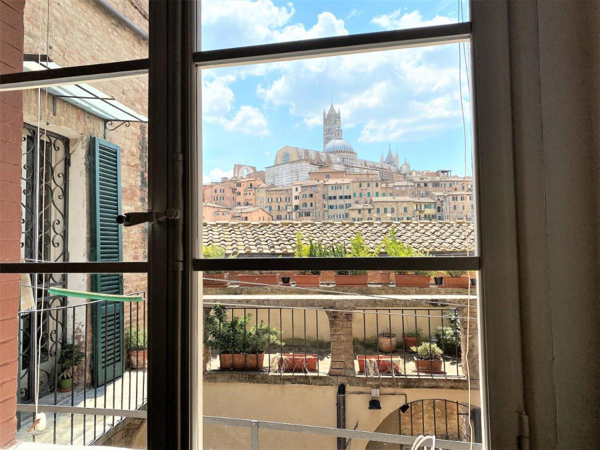 Camporegio 31- In Centro Con Vista Sul Duomo Siena Exterior photo